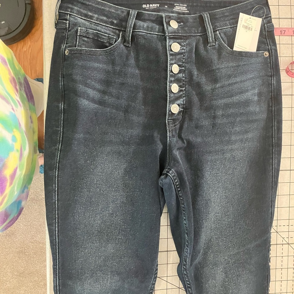 NWT Old Navy Button Fly Rockstar 360 stretch extra high rise Skinny Jeans sz 12